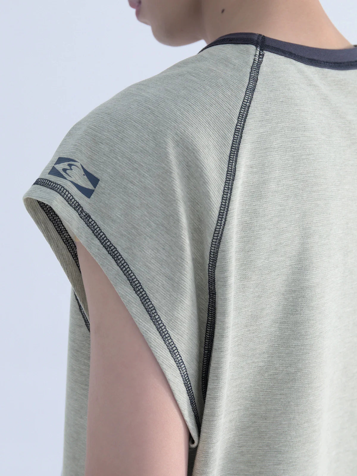 Mentmate Contrast Stitched Sleeveless Tee