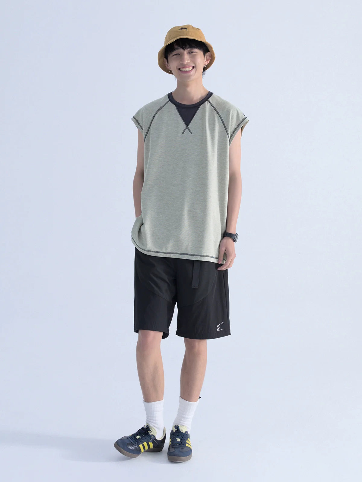 Mentmate Contrast Stitched Sleeveless Tee
