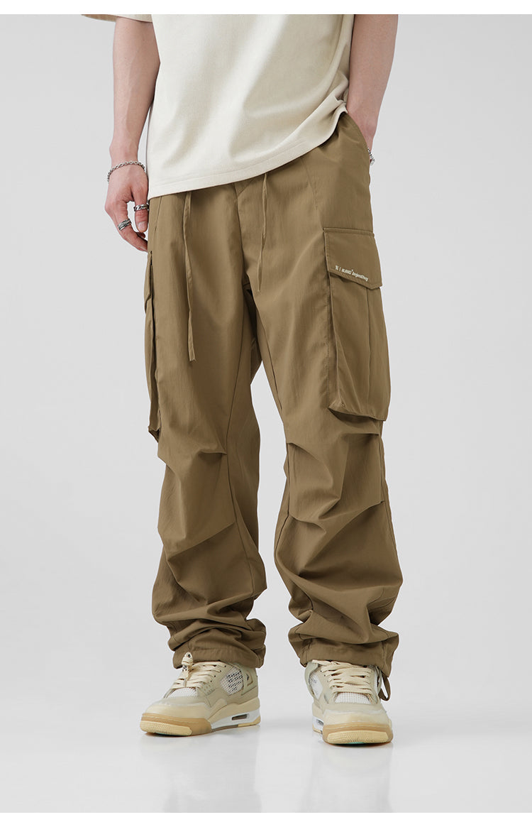 BJHG Pleated Cargo Pants
