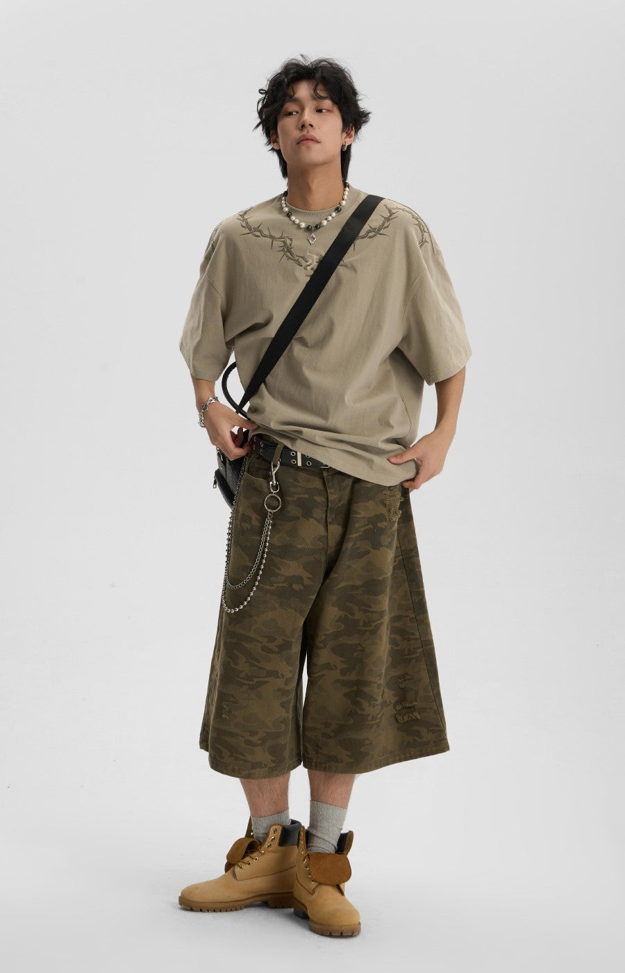 JHYQ Thorn Collar Tee