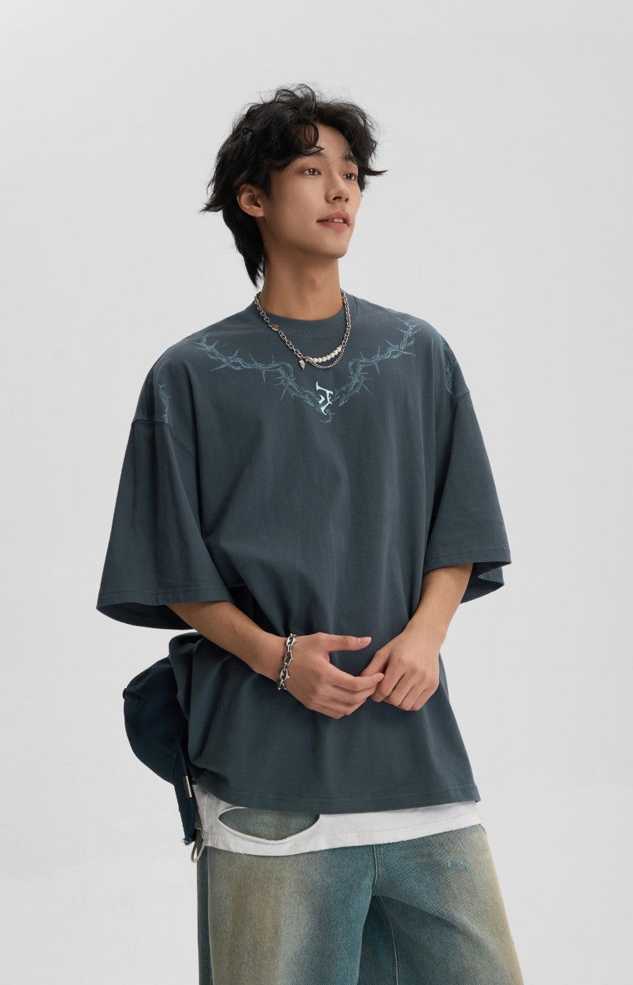 JHYQ Thorn Collar Tee
