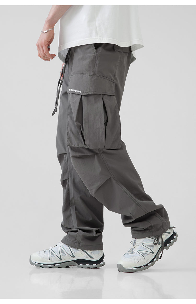 BJHG Pleated Cargo Pants