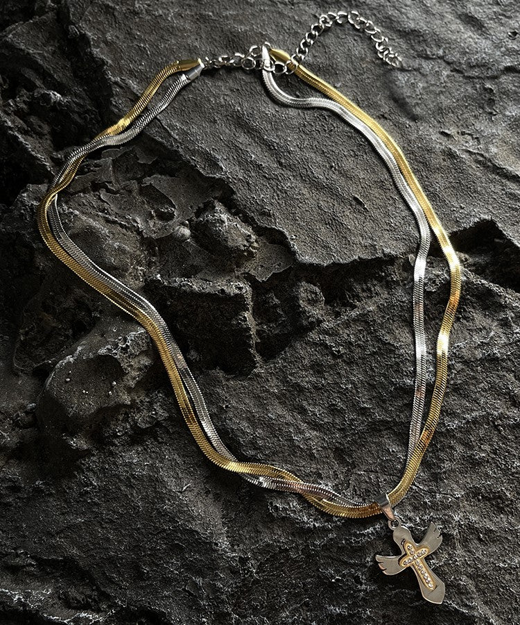 HEIMA Two-Tone Cross Necklace