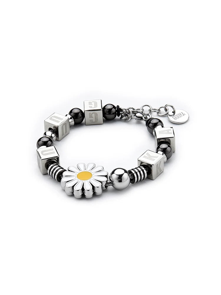 GUUKA Daisy Beaded Bracelet