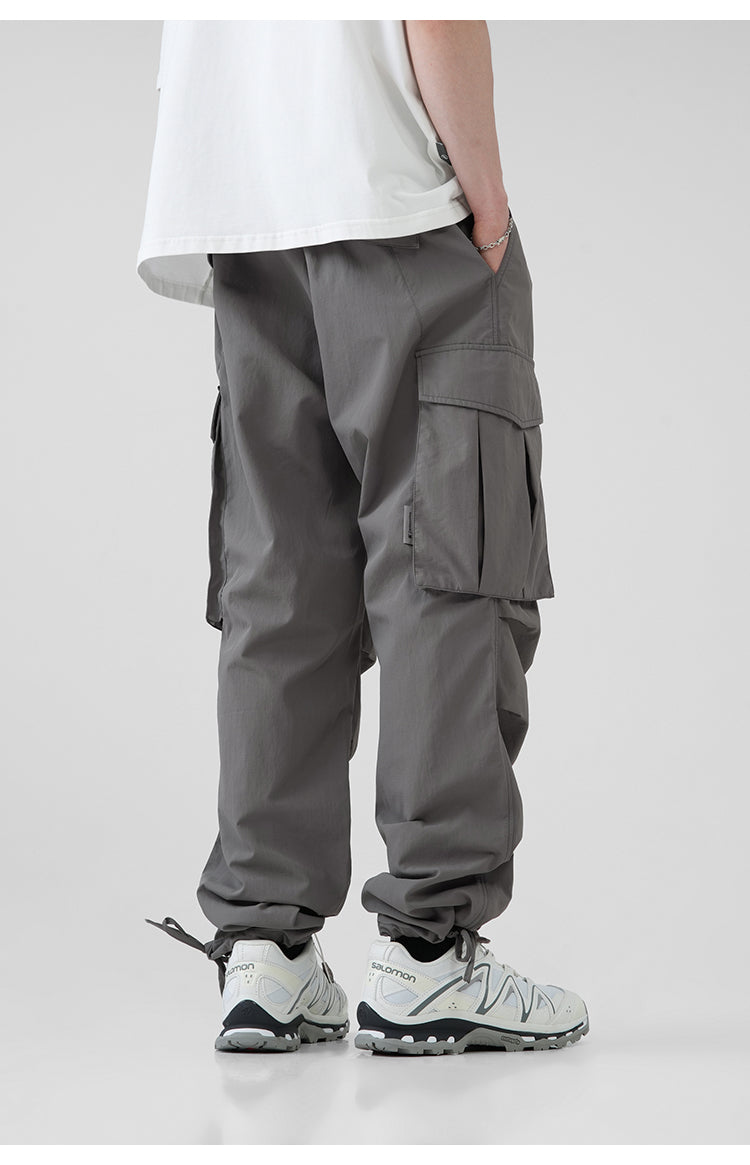 BJHG Pleated Cargo Pants