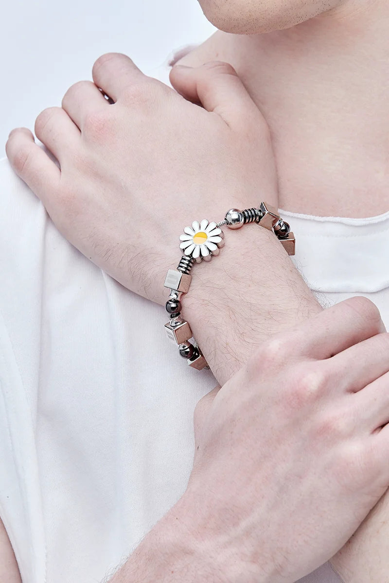 GUUKA Daisy Beaded Bracelet