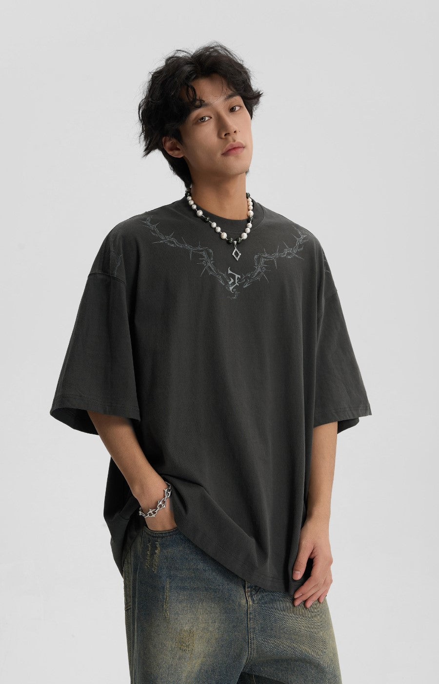 JHYQ Thorn Collar Tee