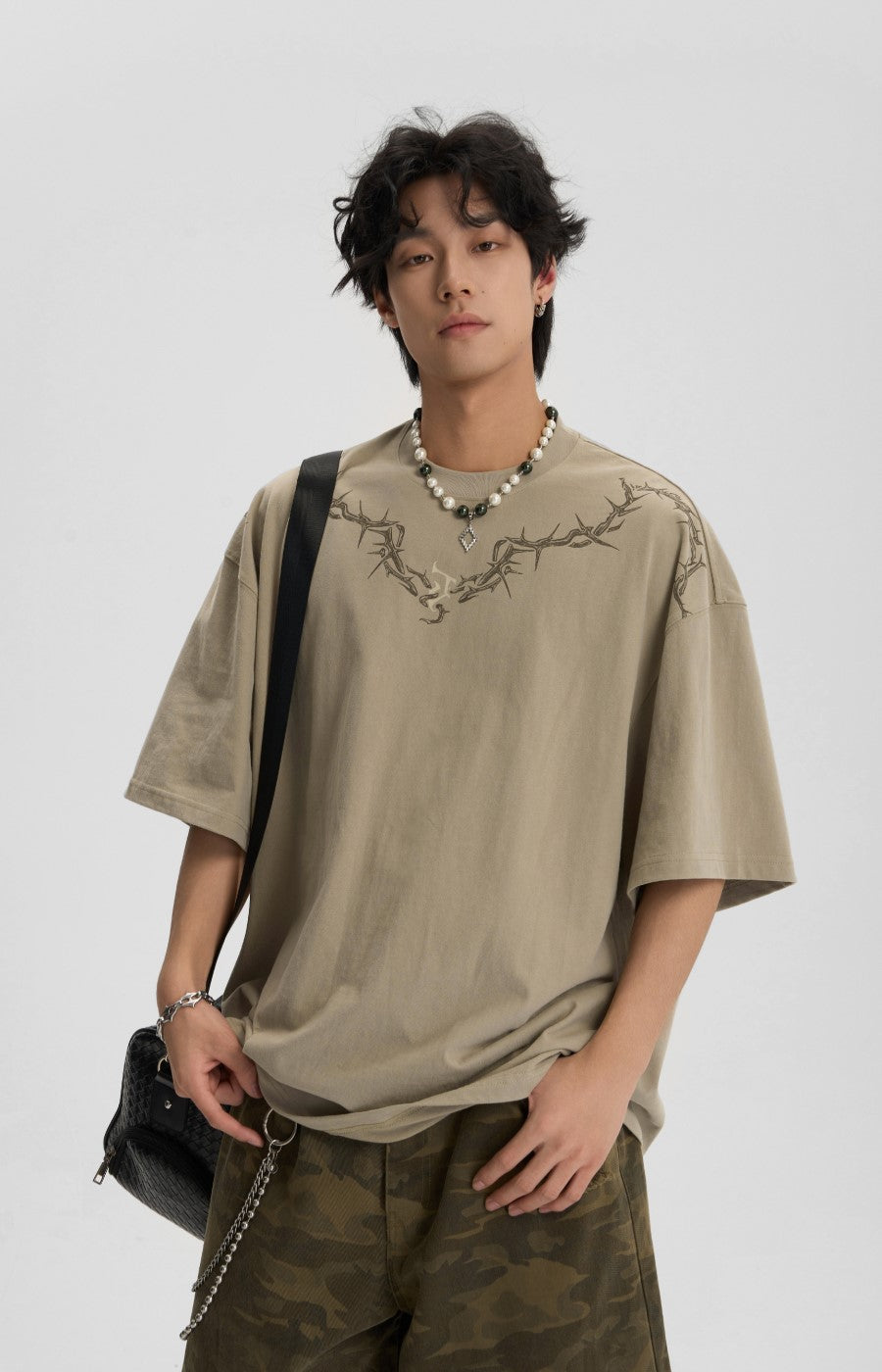 JHYQ Thorn Collar Tee