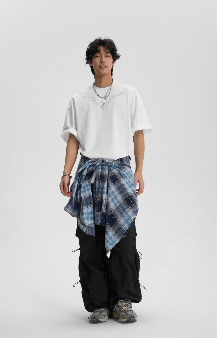 JHYQ Thorn Collar Tee