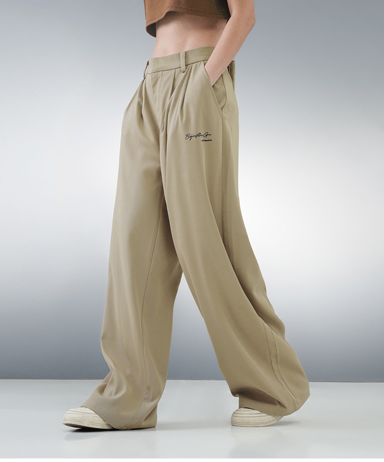 BJHG Pleated Trousers
