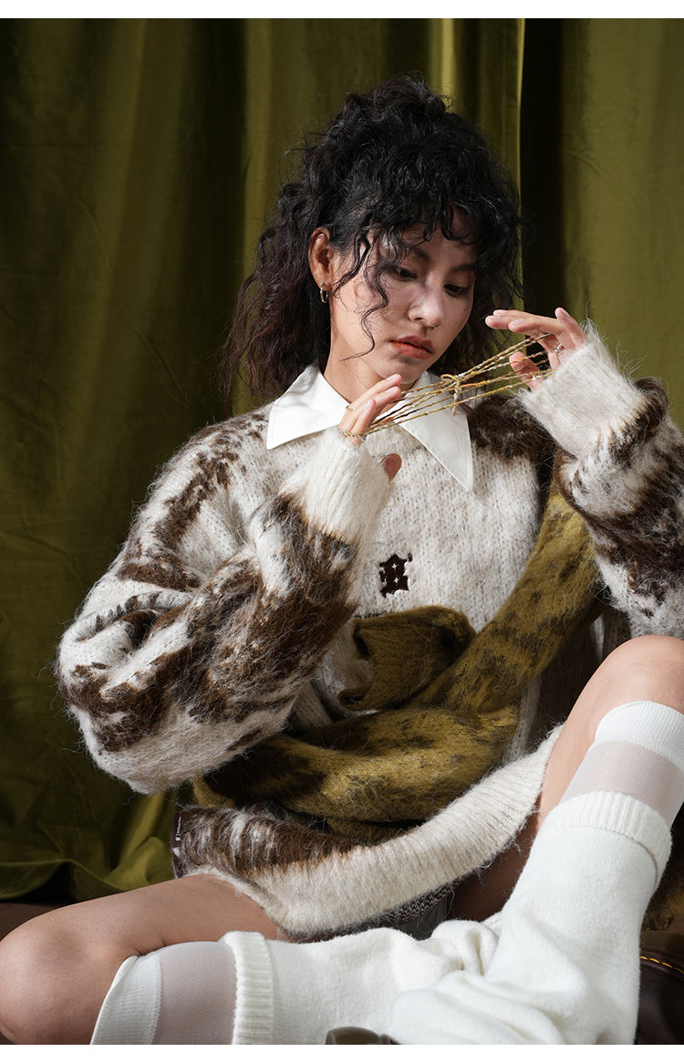 BJHG Textured Jacquard Sweater